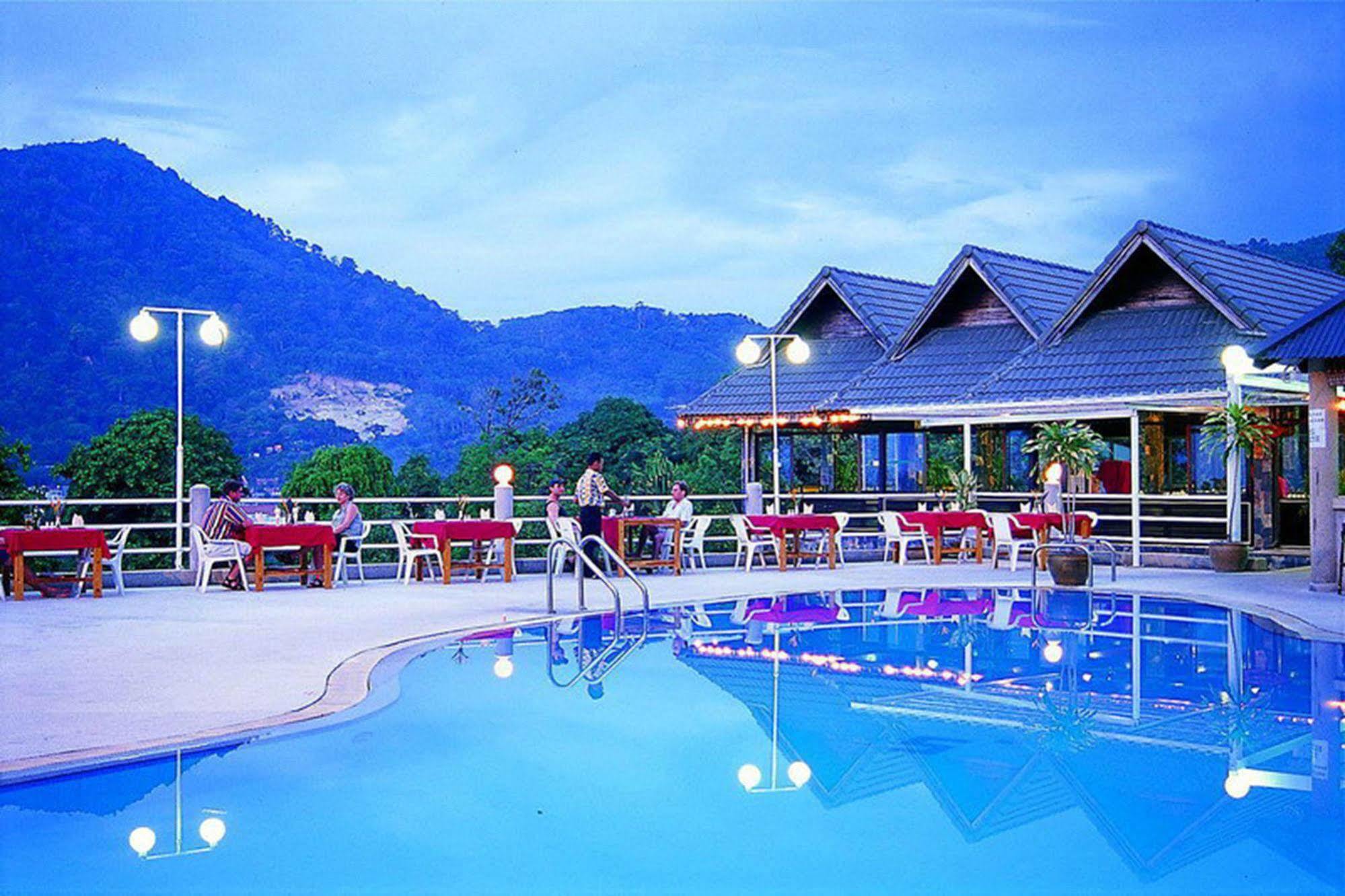 Royal Crown Hotel & Palm Spa Resort Patong Exterior foto