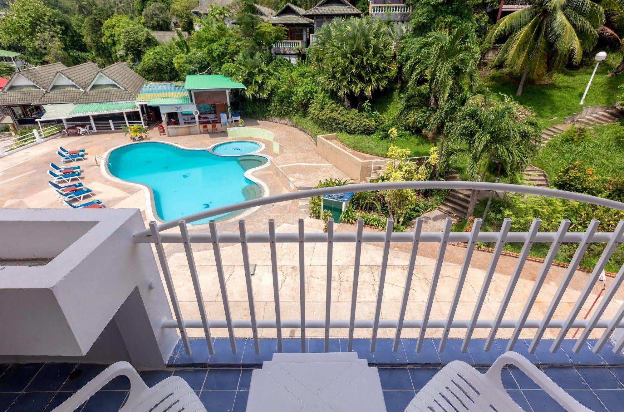 Royal Crown Hotel & Palm Spa Resort Patong Exterior foto