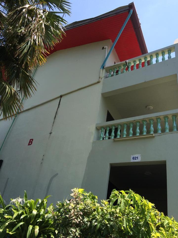 Royal Crown Hotel & Palm Spa Resort Patong Exterior foto